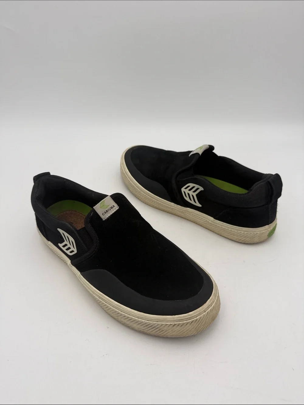 Cariuma Casual Slip-On Men's Shoes in Black - Comfort Everyday 7.5 casual beach